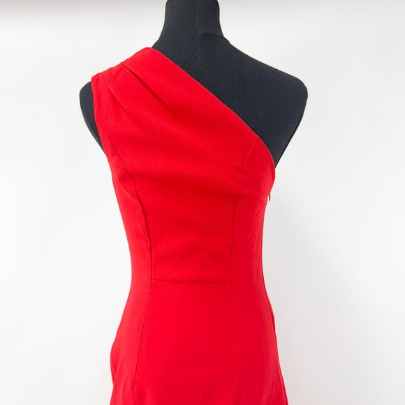 BRAND NEW WITH TAGS RED ONE SHOULDER SINCHED COCKTAIL DRESS - Picture 10 of 12